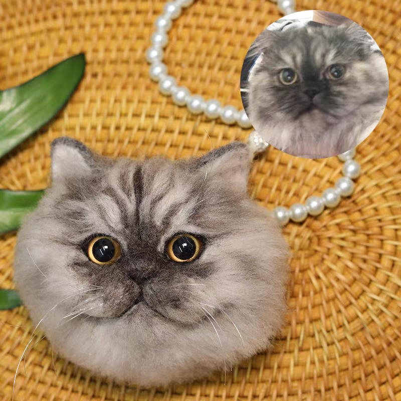 Custom Pet Portrait Pendant / Wedding Brooch / Decorative Figurine